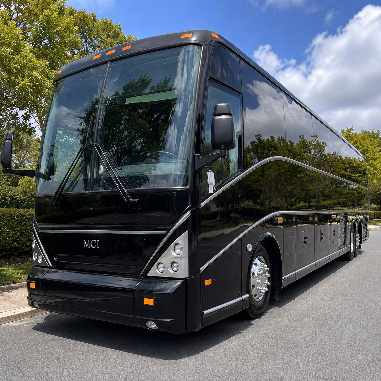 choosing the right bus for cincinnati prom night has never been easier