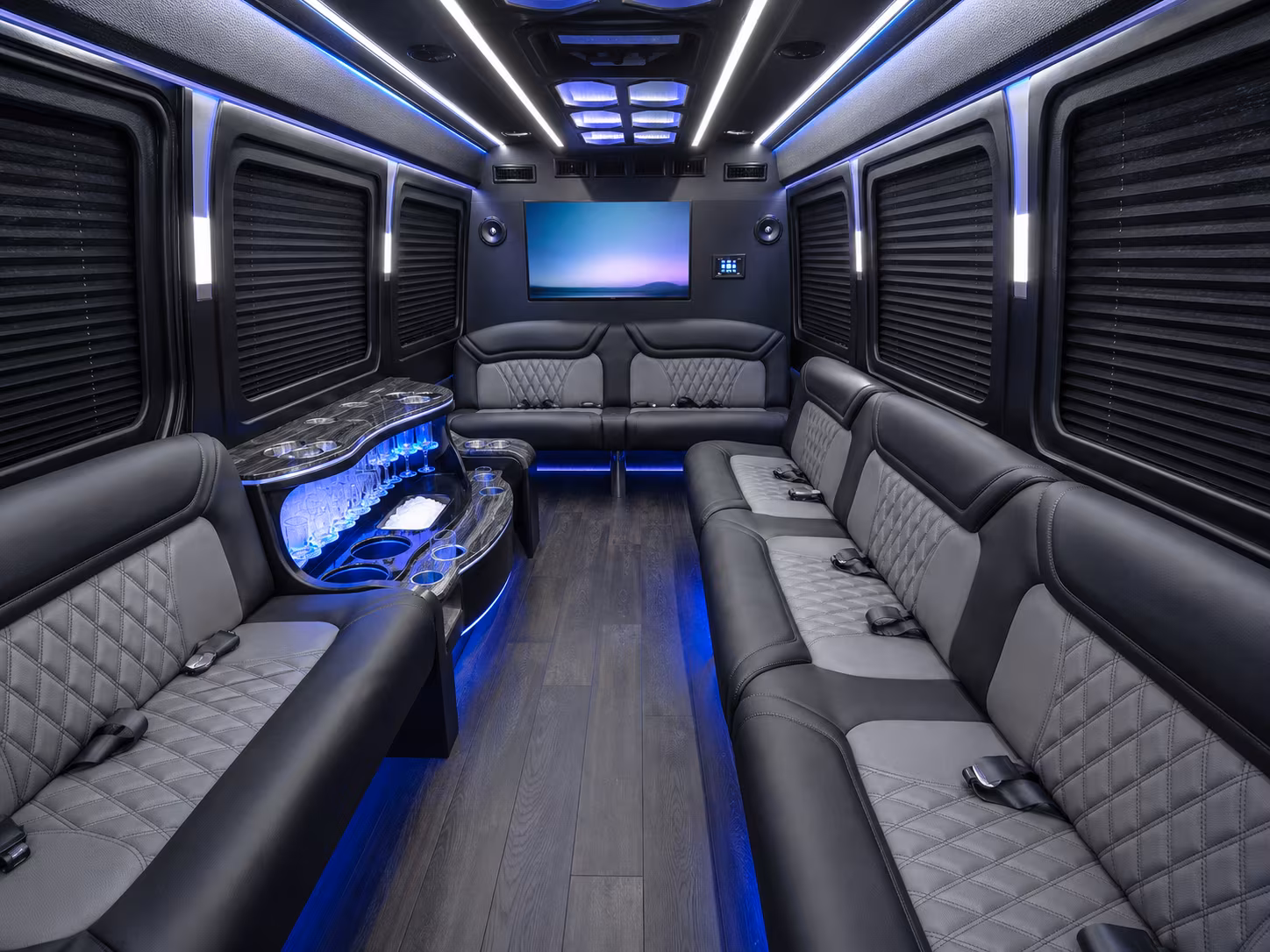 cincinnati 40 passenger party bus