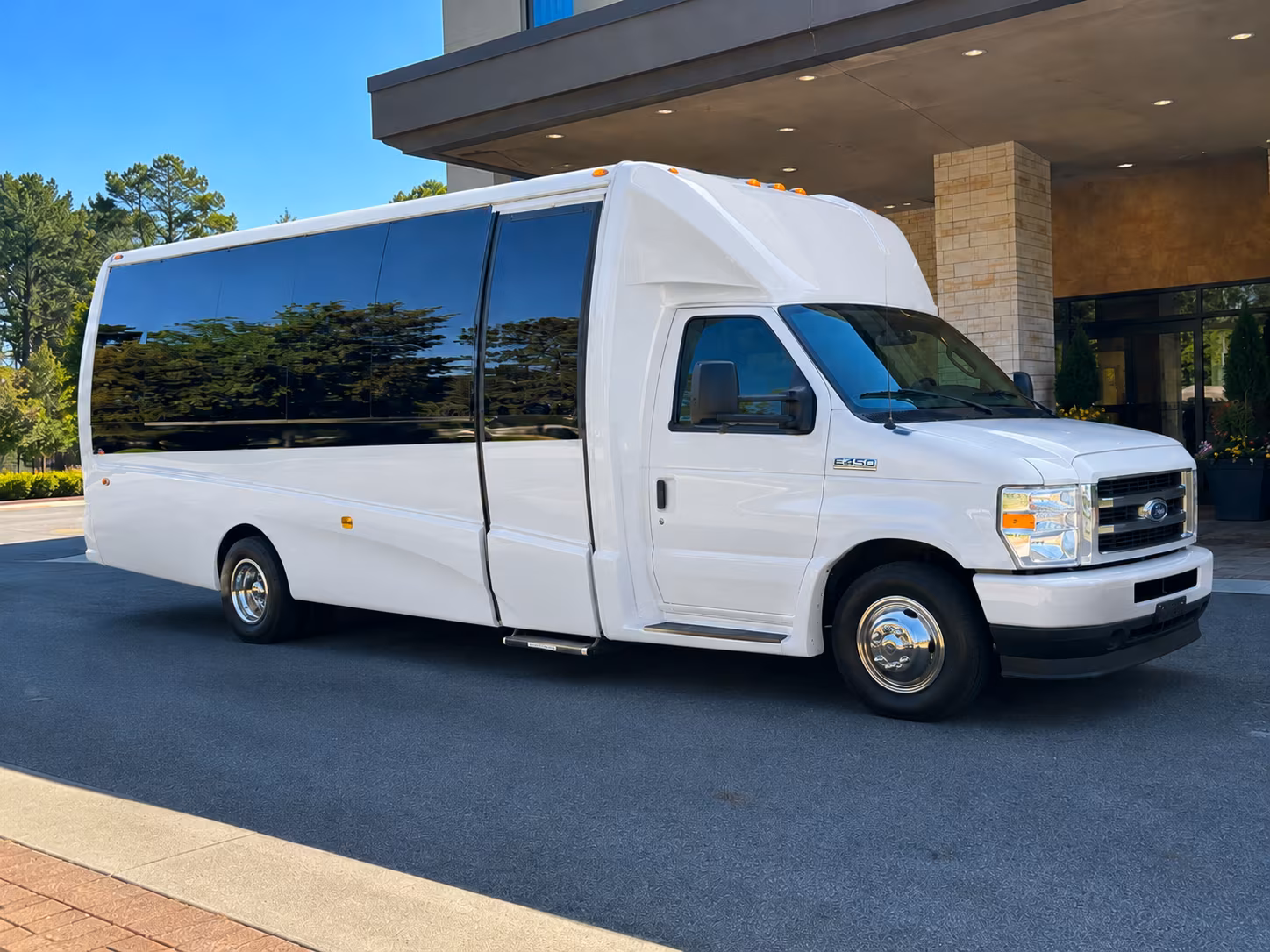 cincinnati airport transportation onboard seating