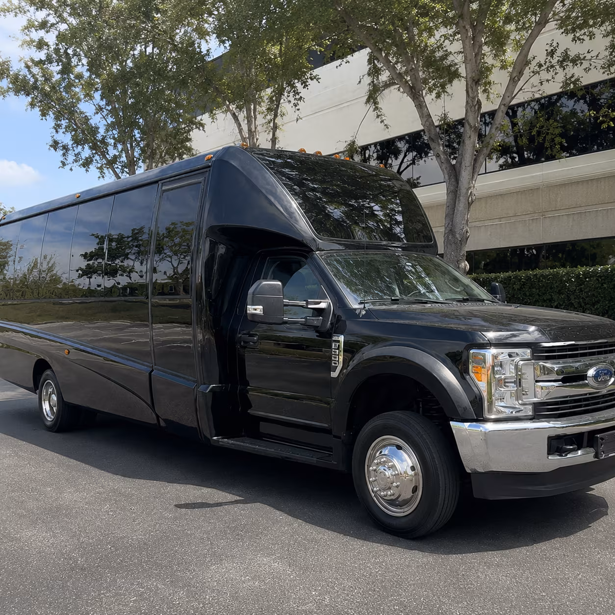 cincinnati birthday party bus rental