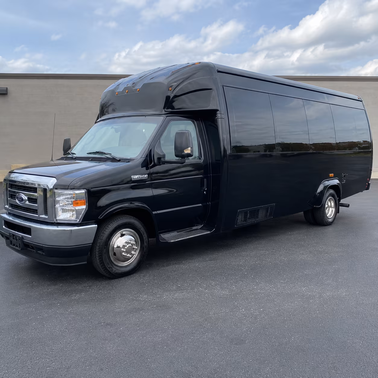 cincinnati wedding party bus rental