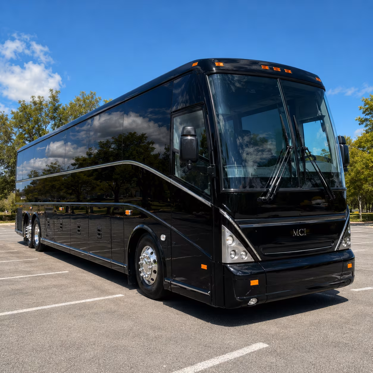moving students across the river to newport aquarium is simple with the right bus